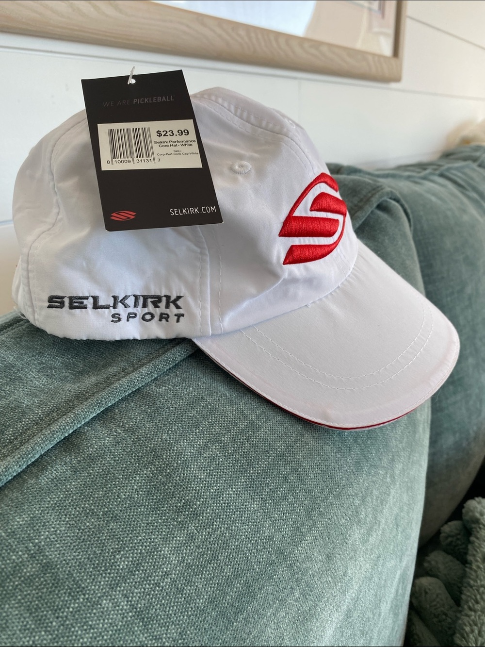 NWT Selkirk Sport White & Red Performance Cap, adjustable, unisex